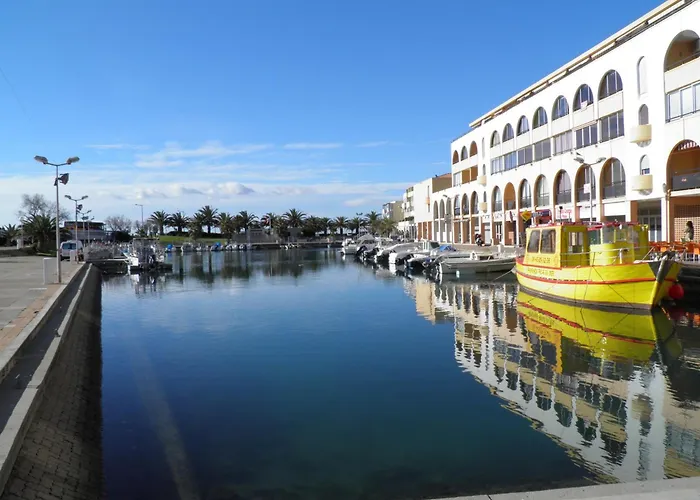 Cosy A Sete, Proche - Fr-1-338-337 Lägenhet *